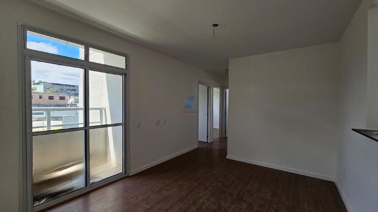 Apartamento à venda no Colonial: 