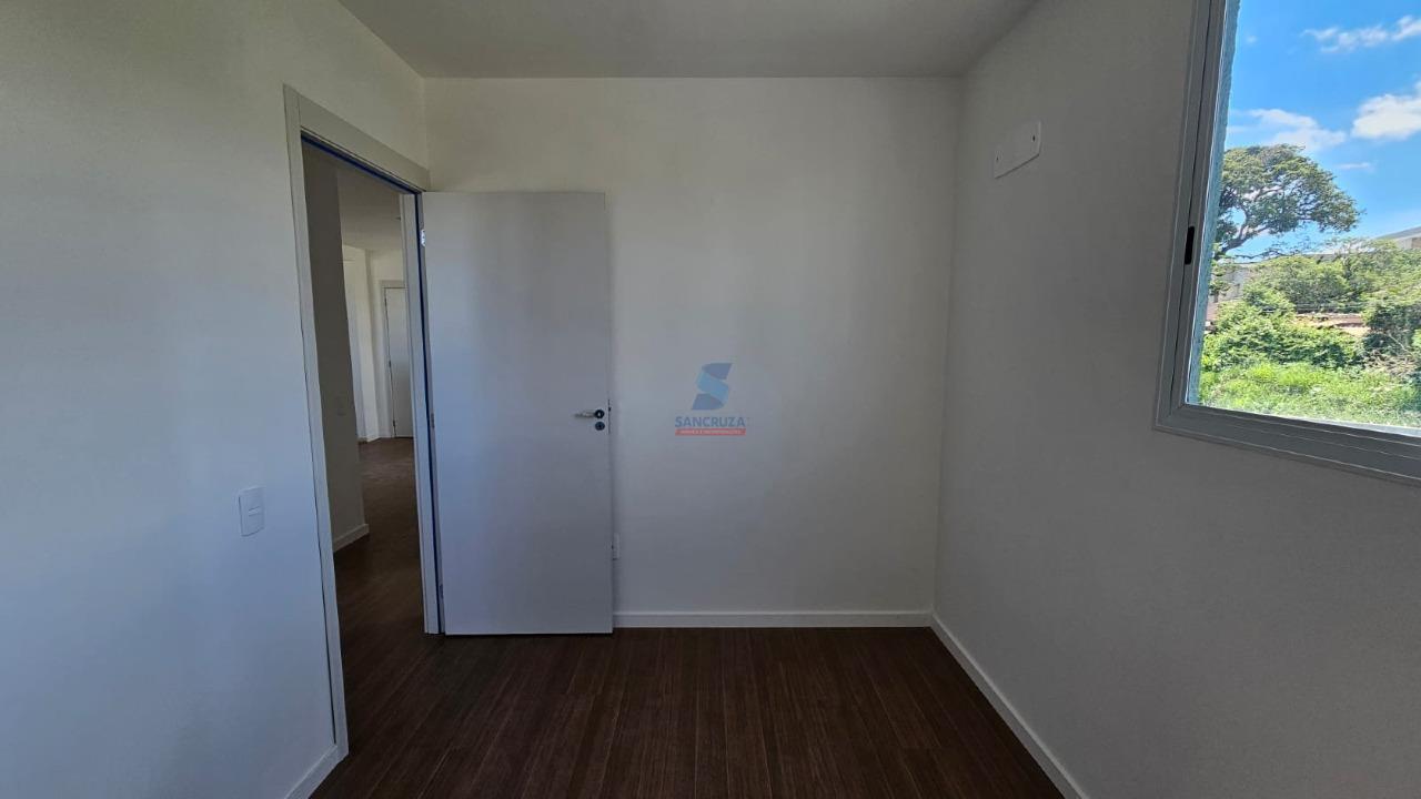 Apartamento à venda no Colonial: 