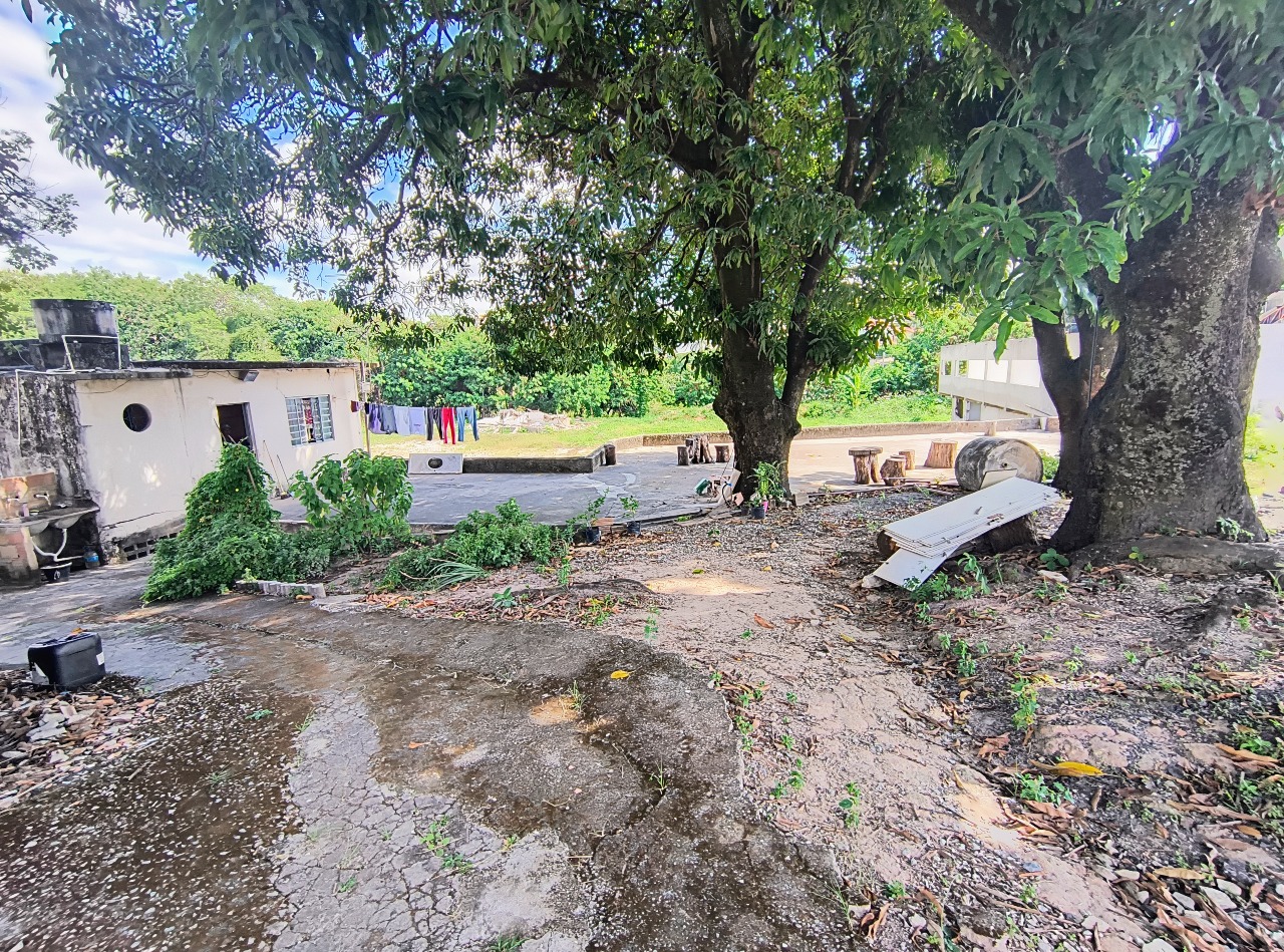 Lote / Área / Terreno para aluguel no Fonte Grande: 