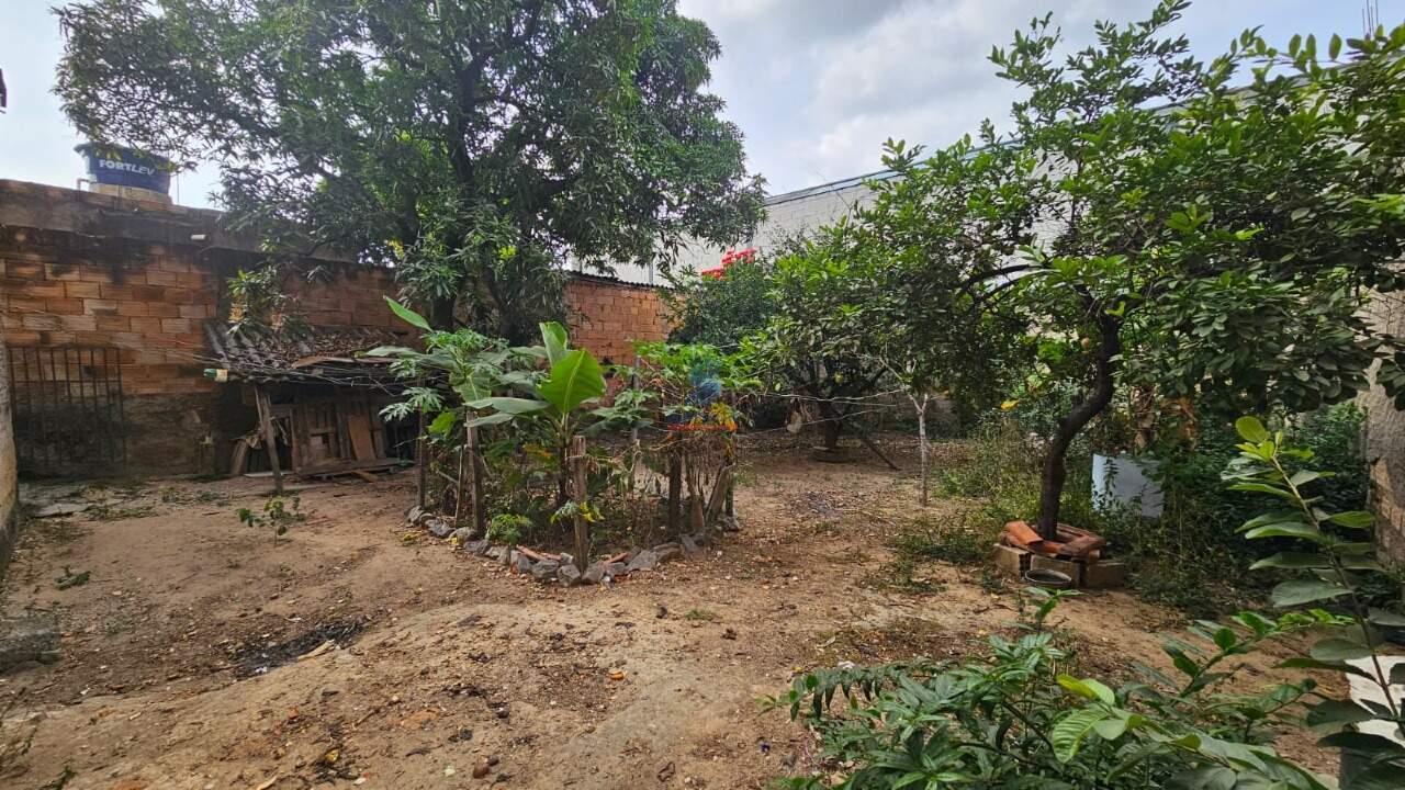 Casa à venda no Industrial São Luiz: 