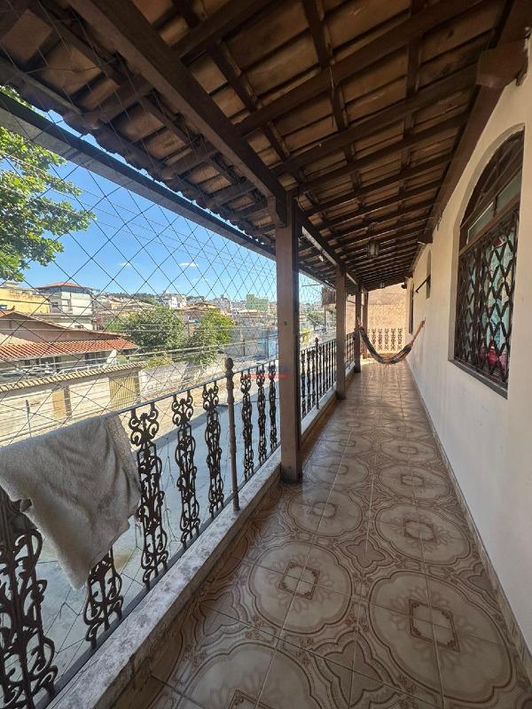 Cobertura à venda no Riacho das Pedras: 