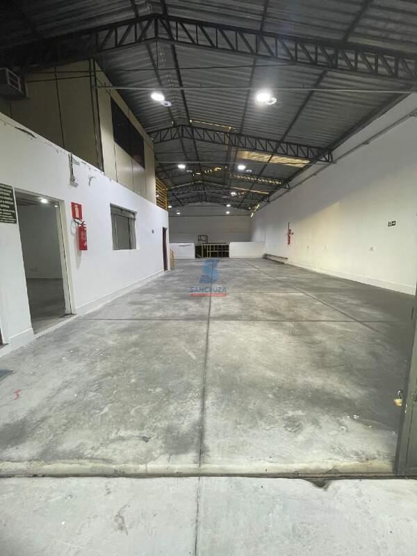 Galpão para aluguel no Parque Maracanã: 