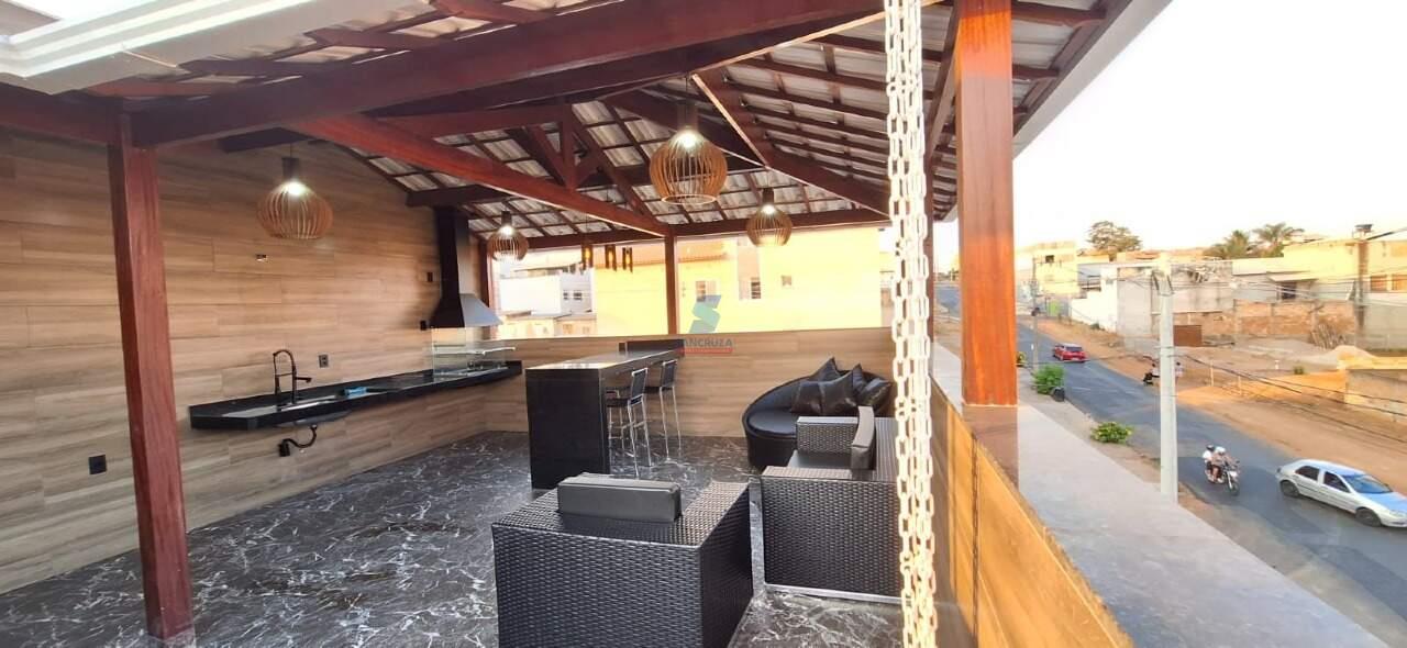 Casa Geminada à venda no Parque XangriLá: 