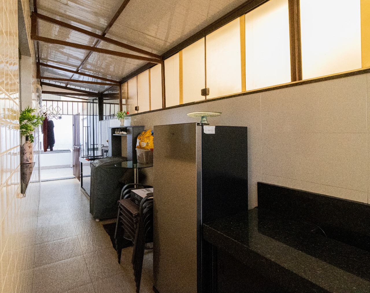 Área Privativa à venda no Novo Eldorado: ÁREA LADO DIREITO