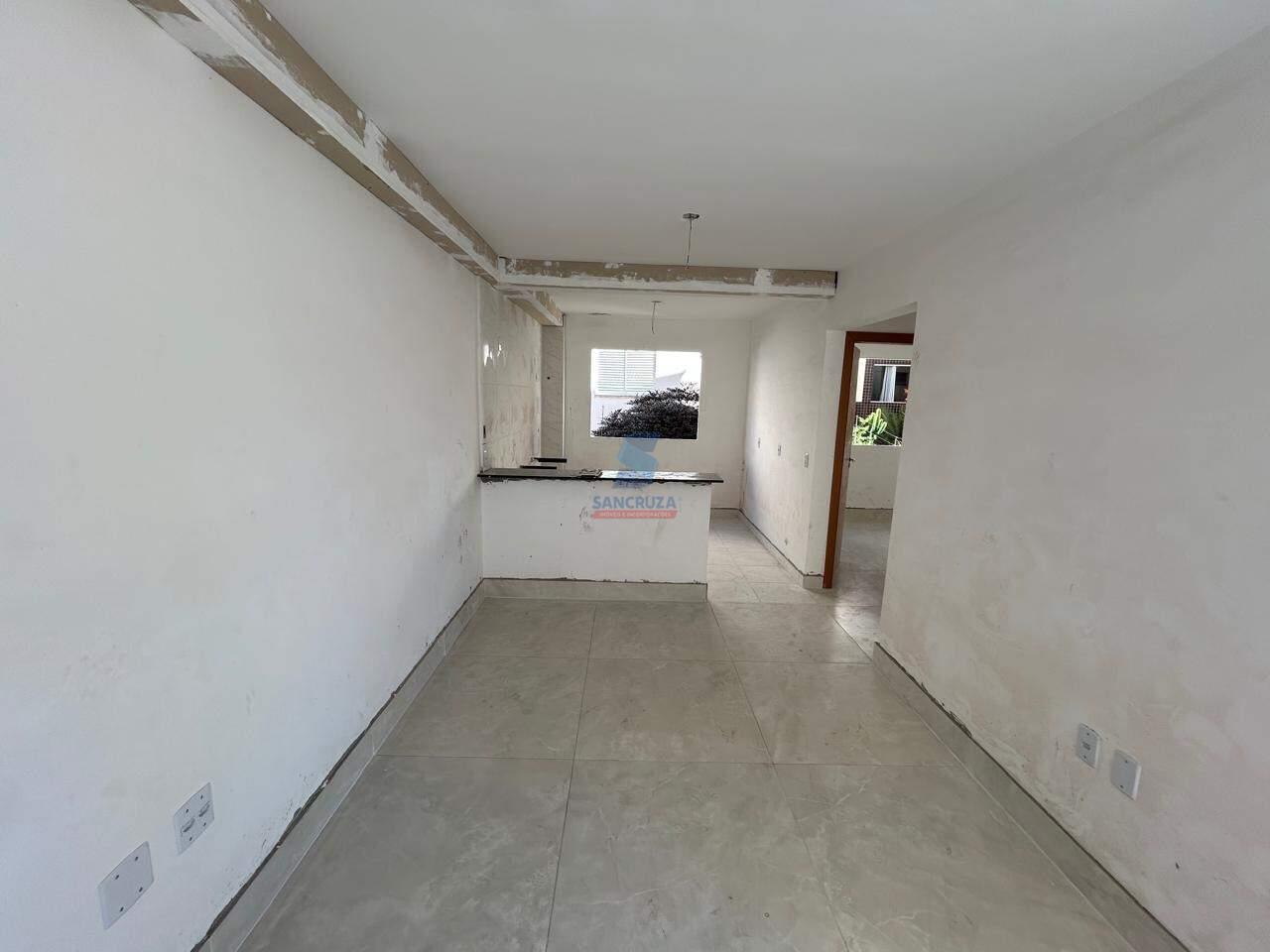 Cobertura à venda no Arvoredo: 