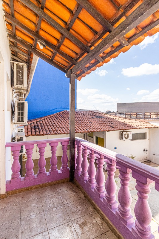 Casa Comercial à venda no Centro: 