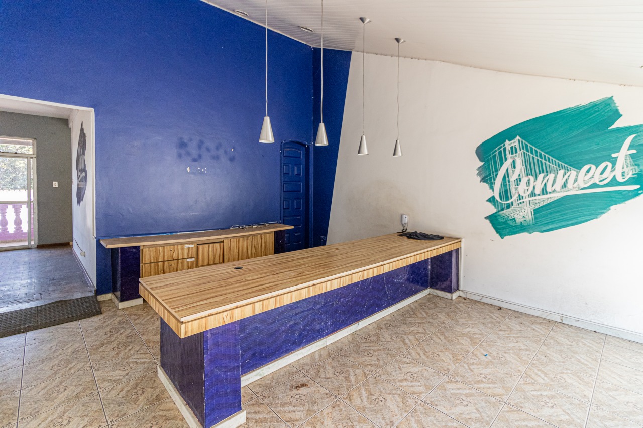 Casa Comercial à venda no Centro: 