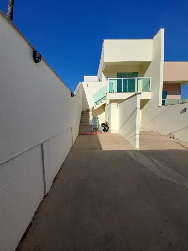 Casa à venda no Vale das Orquídeas: 