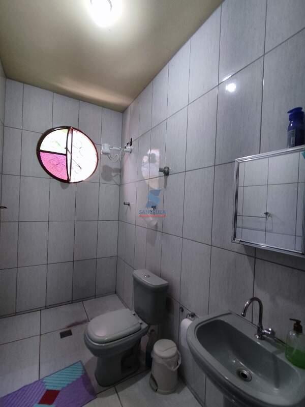 Casa à venda no Tropical: 