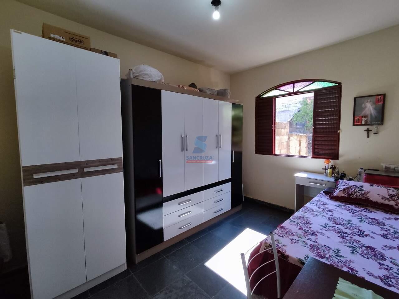 Casa à venda no Tropical: 