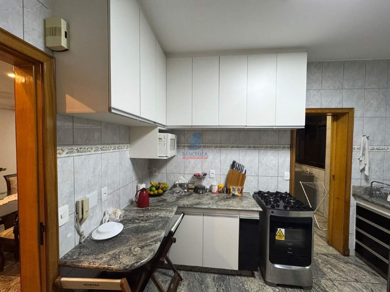 Apartamento à venda no Barreiro: 