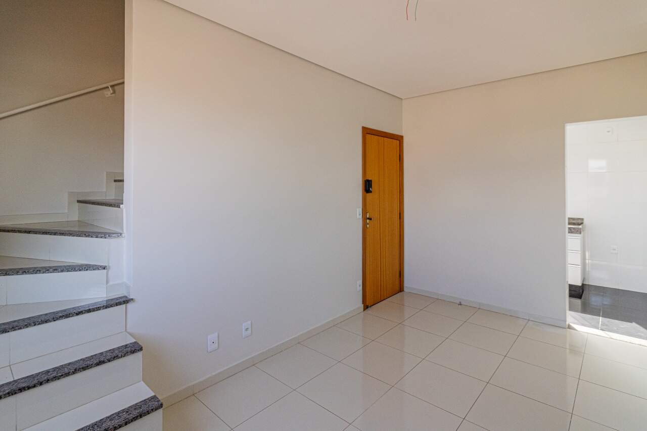 Cobertura à venda no Nacional: 