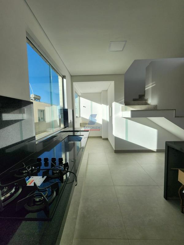 Cobertura à venda no Industrial Santa Rita: 