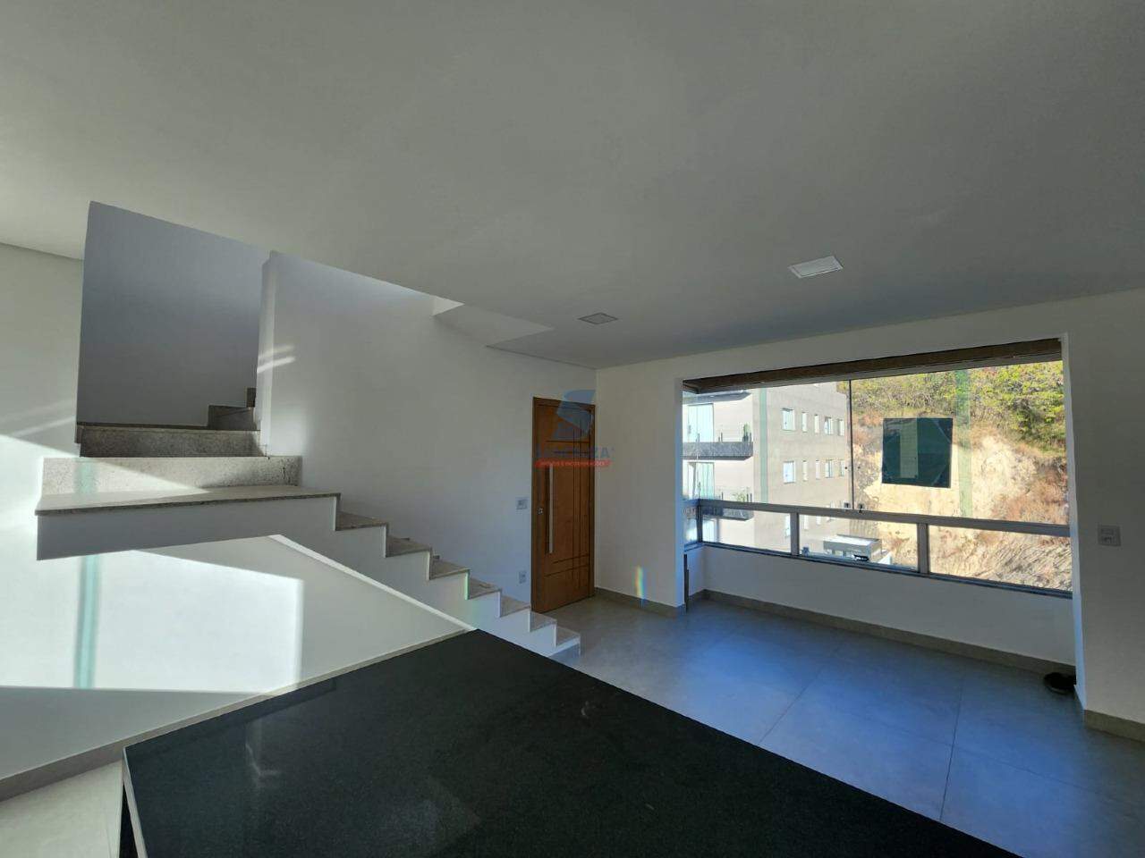 Cobertura à venda no Industrial Santa Rita: 