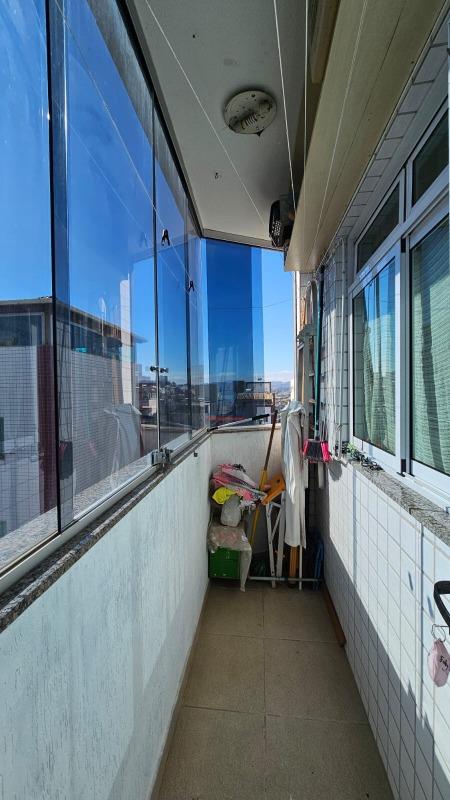 Apartamento à venda no Santa Cruz Industrial: 