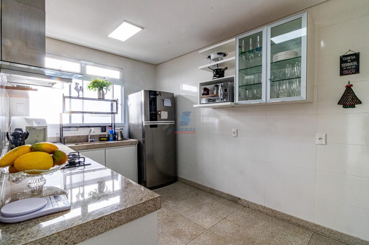 Casa de condomínio à venda no Estância do Hibisco: 