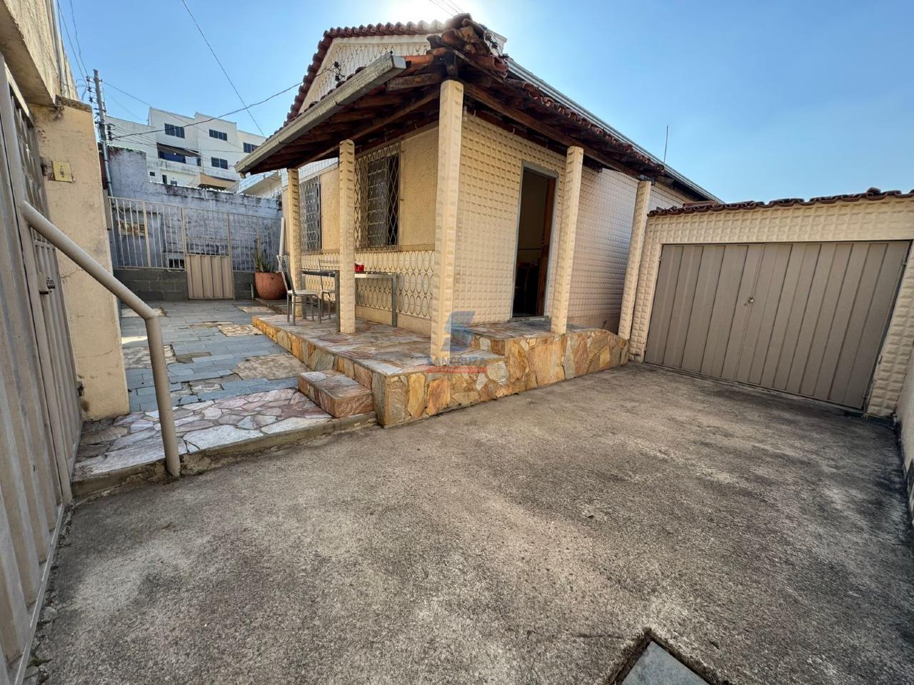 Casa à venda no Industrial: 