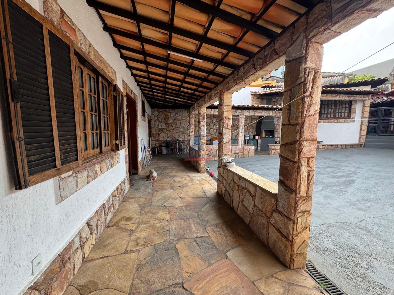 Casa à venda no Inconfidentes: 