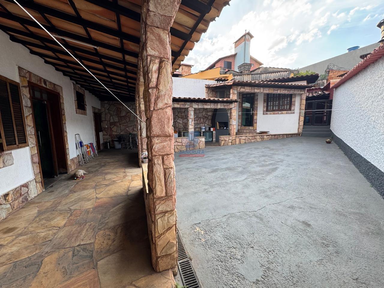 Casa à venda no Inconfidentes: 