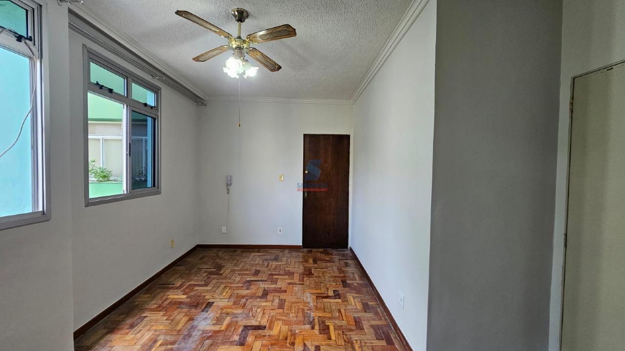 Apartamento à venda no Monte Castelo: 