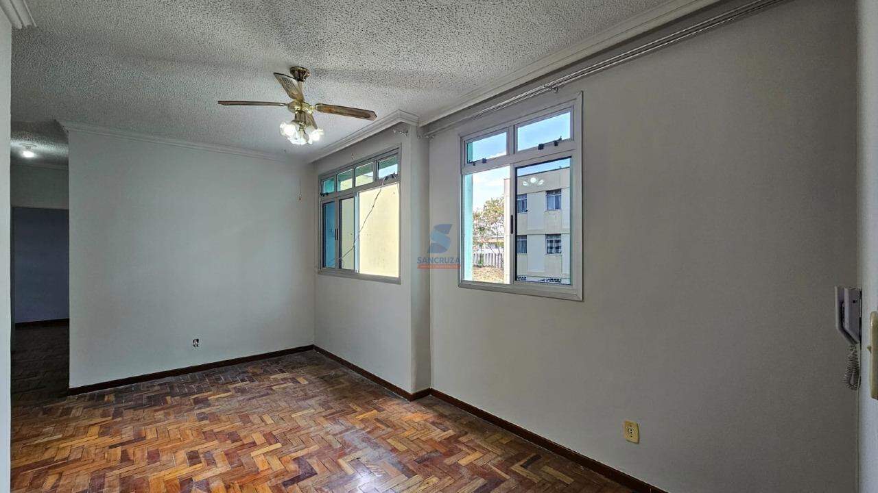 Apartamento à venda no Monte Castelo: 