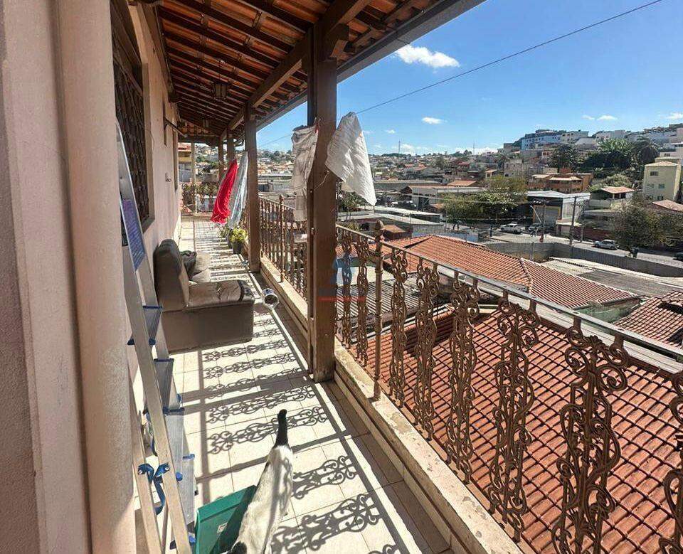 Apartamento à venda no Riacho das Pedras: 