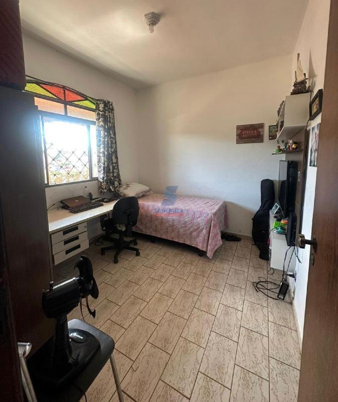 Apartamento à venda no Riacho das Pedras: 