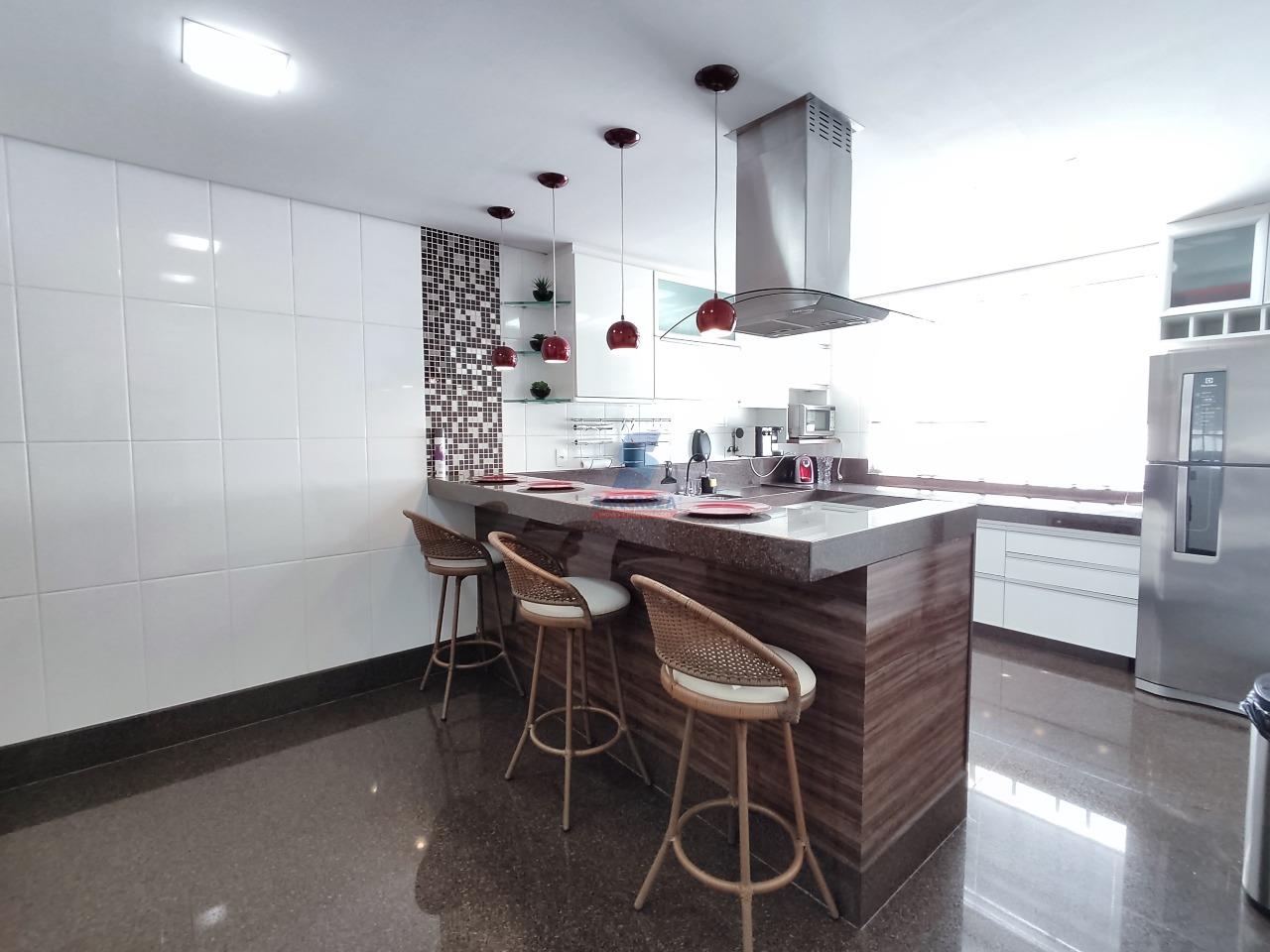 Cobertura à venda no Inconfidentes: 