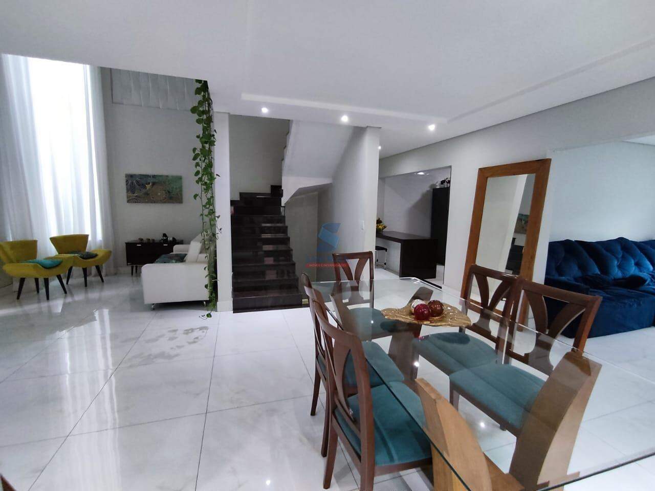 Casa à venda no Cabral: 