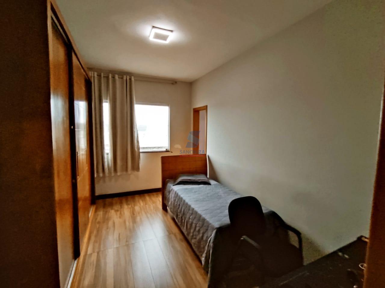 Casa à venda no Cabral: 