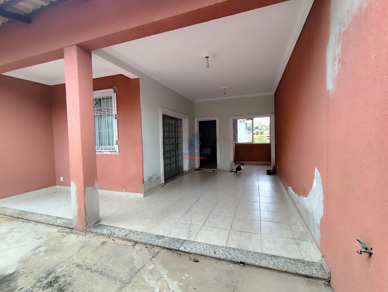 Casa à venda no Tropical: 