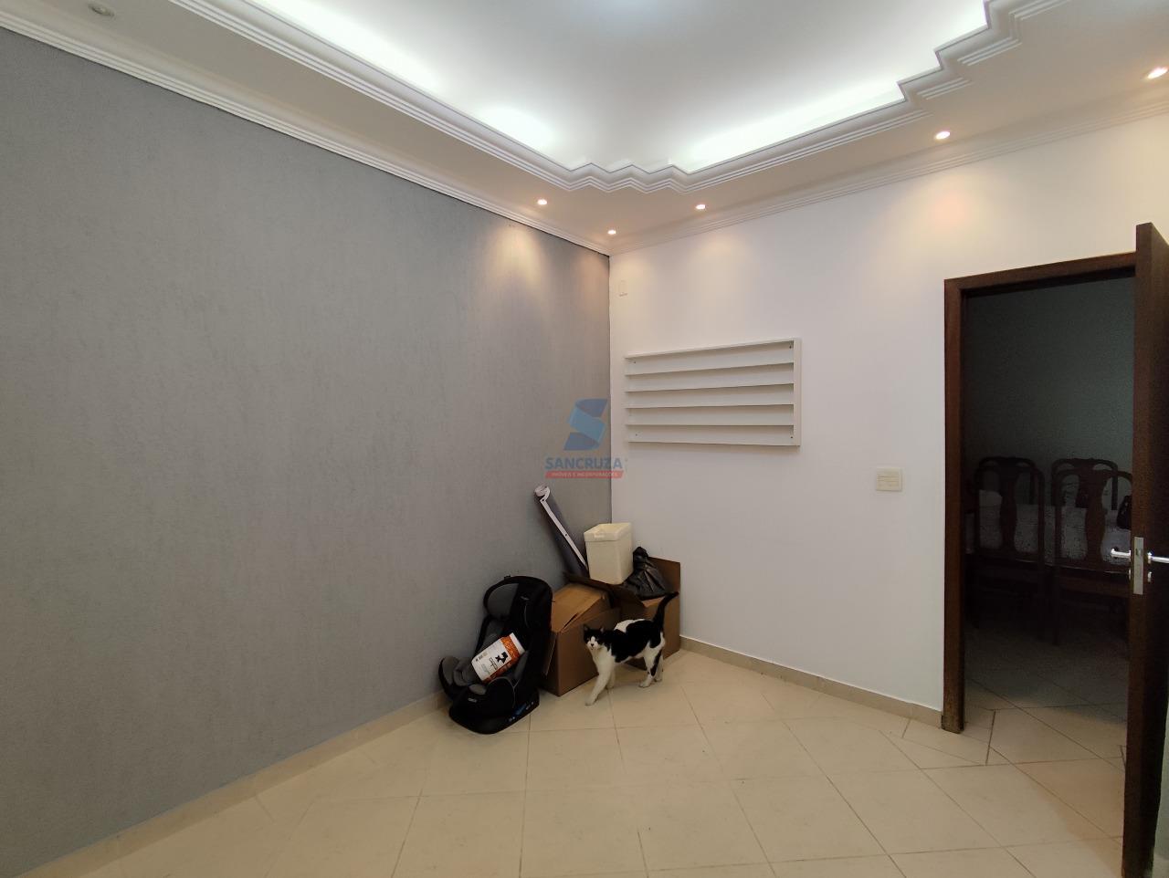 Casa à venda no Tropical: 