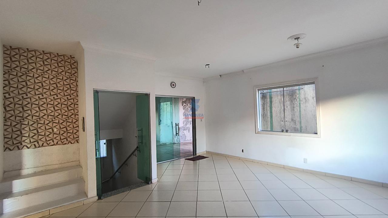 Casa para aluguel no Nossa Senhora do Carmo: 