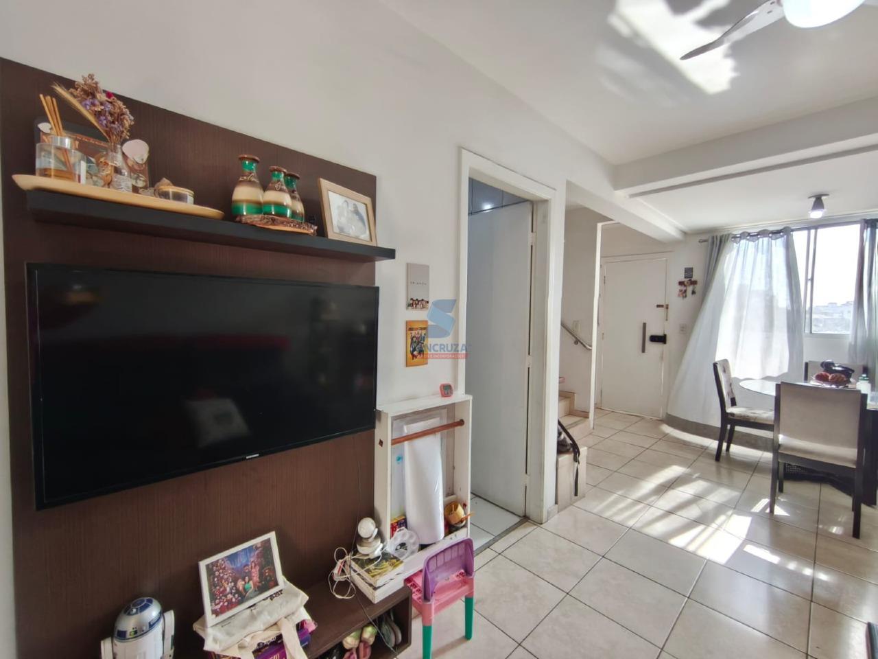 Casa de condomínio à venda no Cabral: 