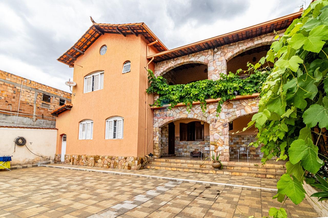 Casa à venda no Alvorada: 