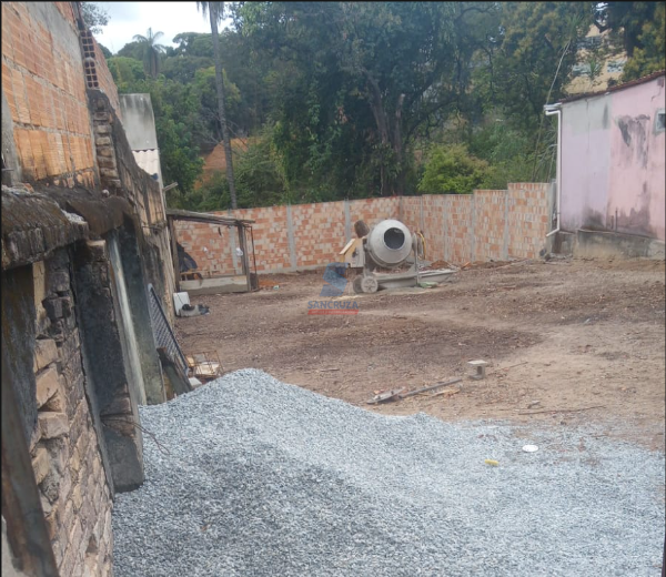 Lote / Área / Terreno à venda no Nossa Senhora de Fátima: 