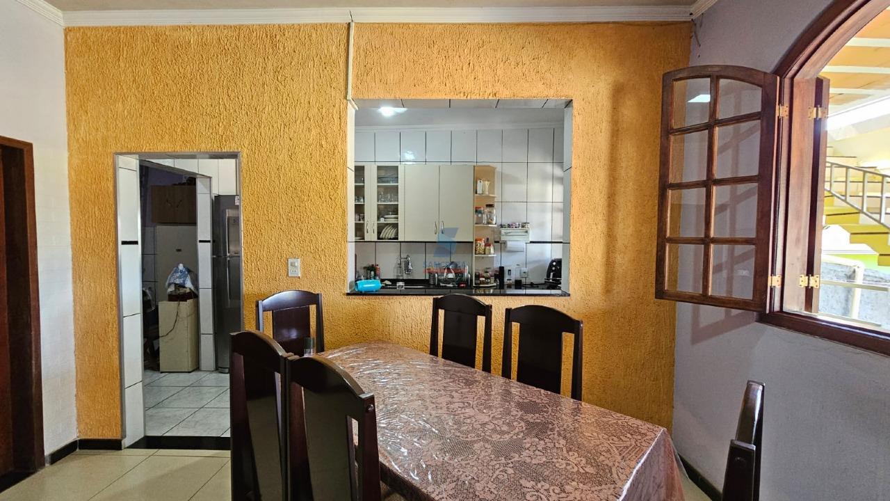 Casa à venda no Xangrilá: 