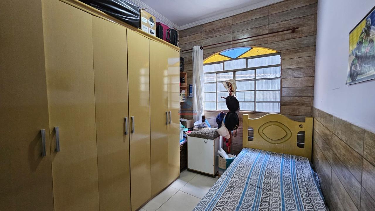 Casa à venda no Xangrilá: 