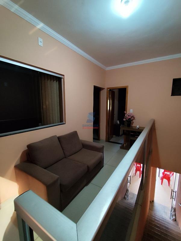 Casa à venda no Tropical: 