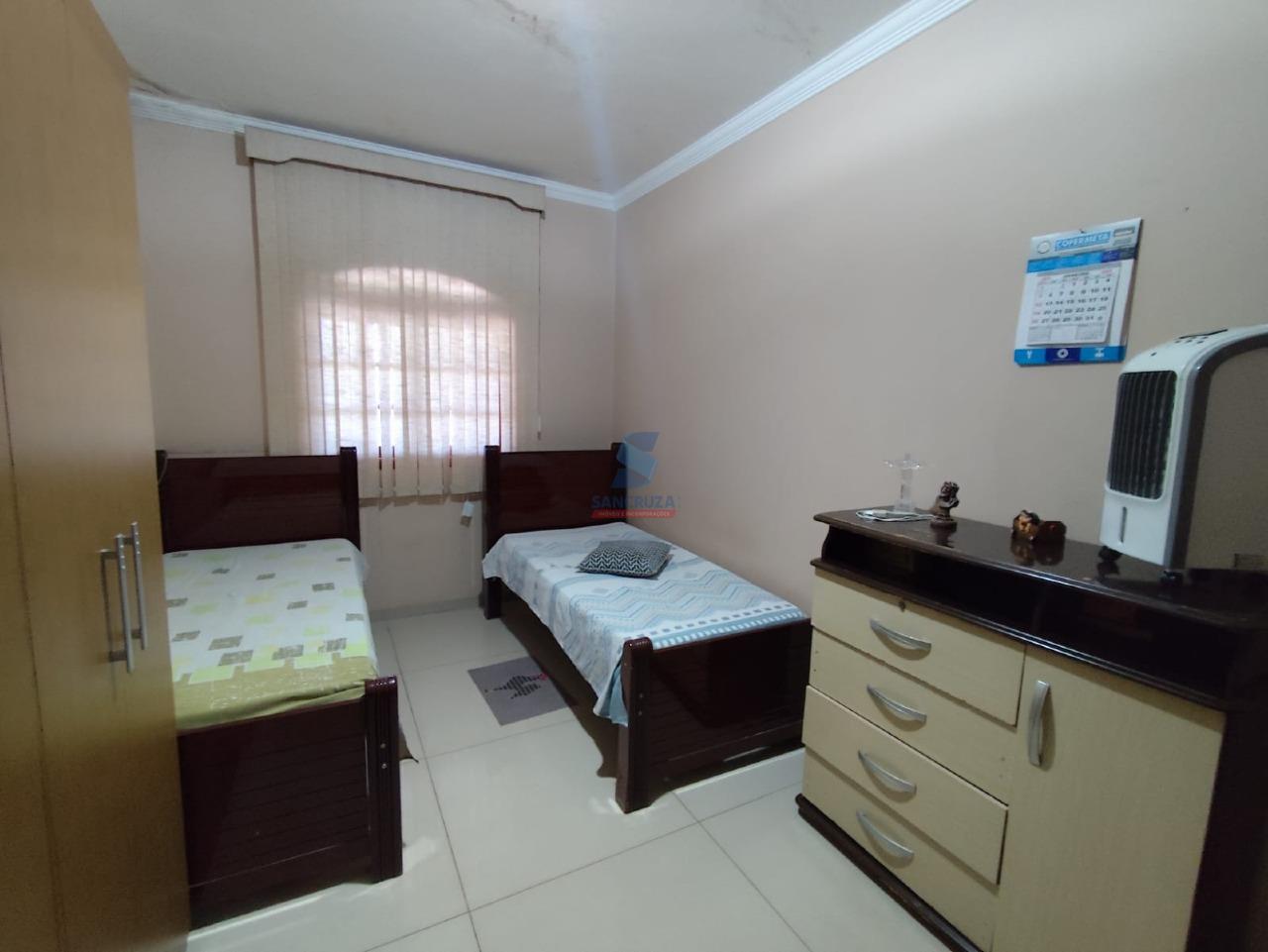 Casa à venda no Tropical: 