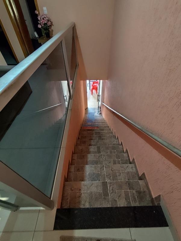 Casa à venda no Tropical: 