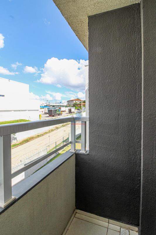 Apartamento para aluguel no Colonial: 