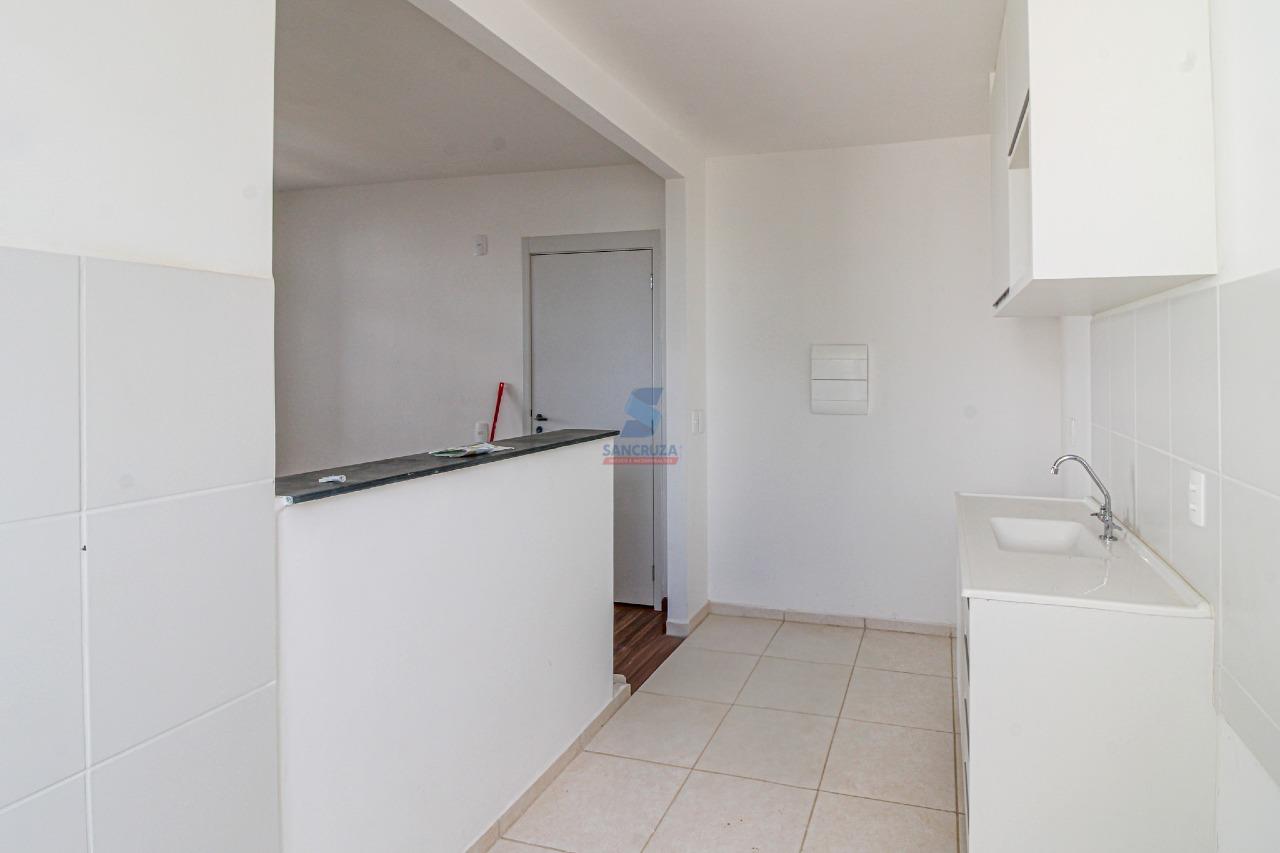 Apartamento para aluguel no Colonial: 