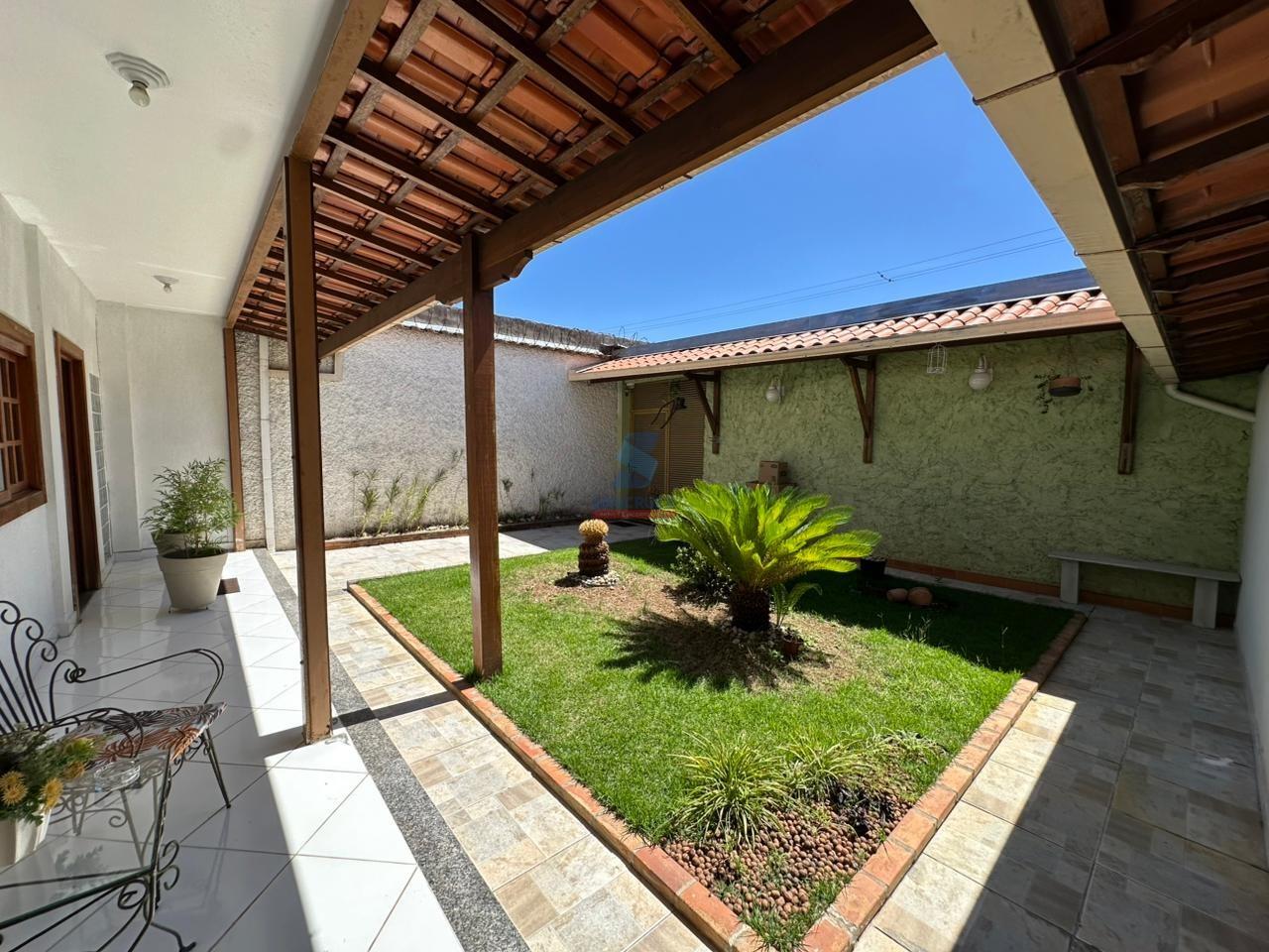 Casa à venda no Monte Castelo: 