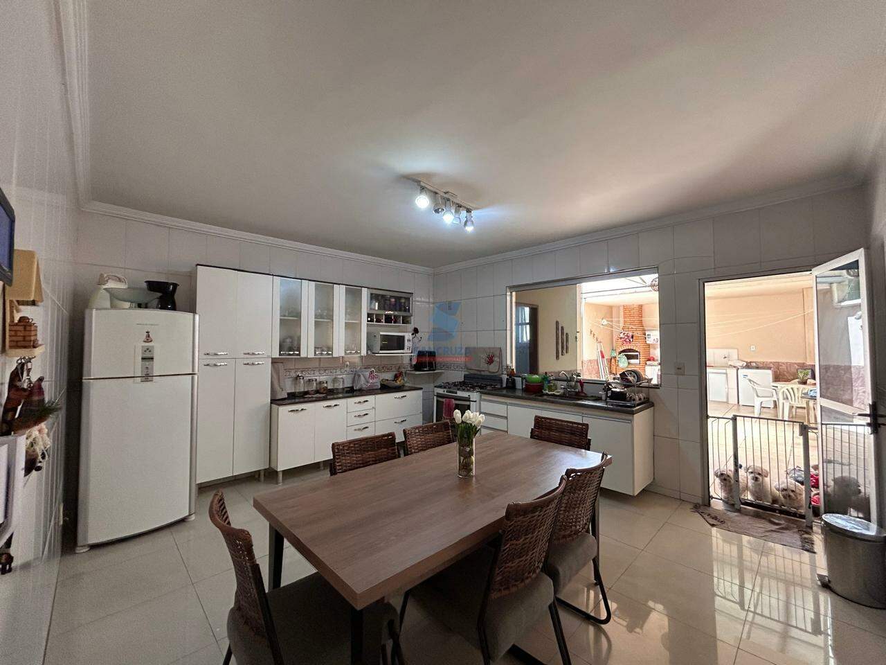 Casa Geminada à venda no Santa Cruz Industrial: 