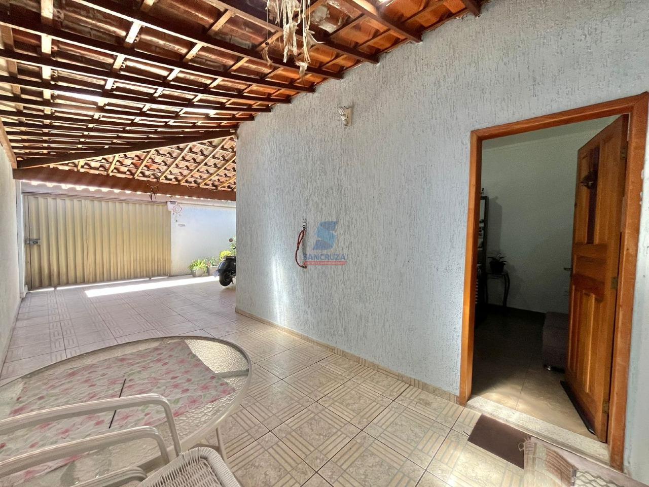 Casa Geminada à venda no Lucio de Abreu: 