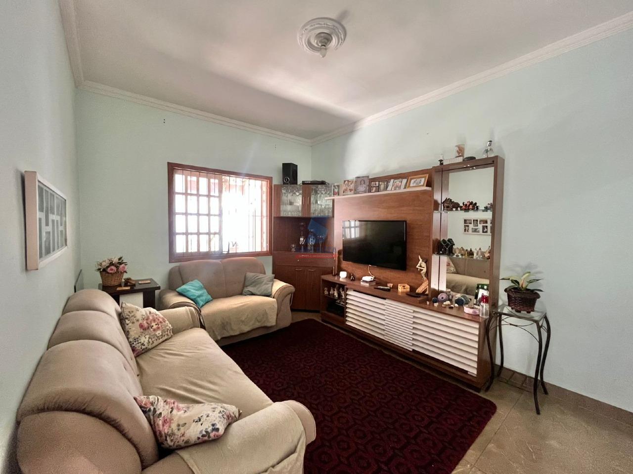 Casa Geminada à venda no Lucio de Abreu: 