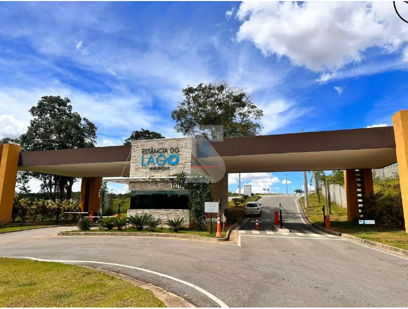 Lote / Área / Terreno à venda no Estância do Lago: 