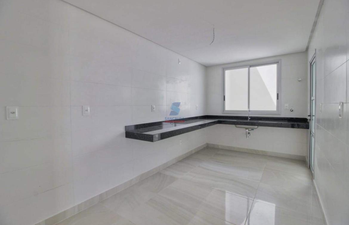 Casa de condomínio à venda no Centro: 