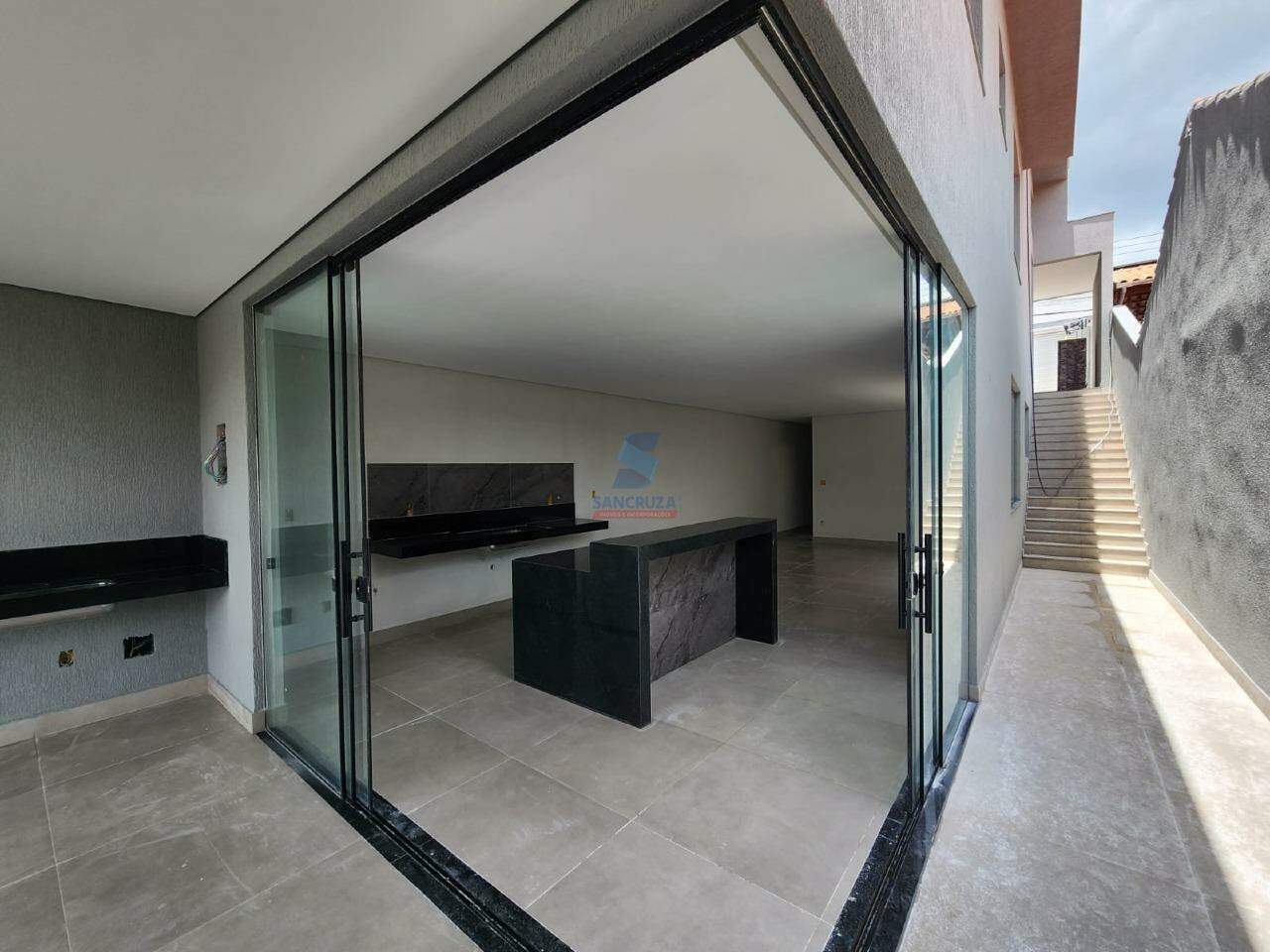 Casa Geminada à venda no Parque Maracanã: 